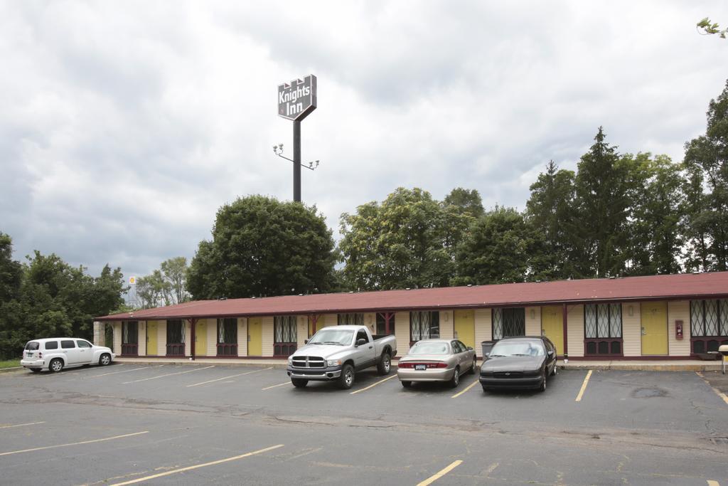 Knights Inn - Battle Creek Exterior photo