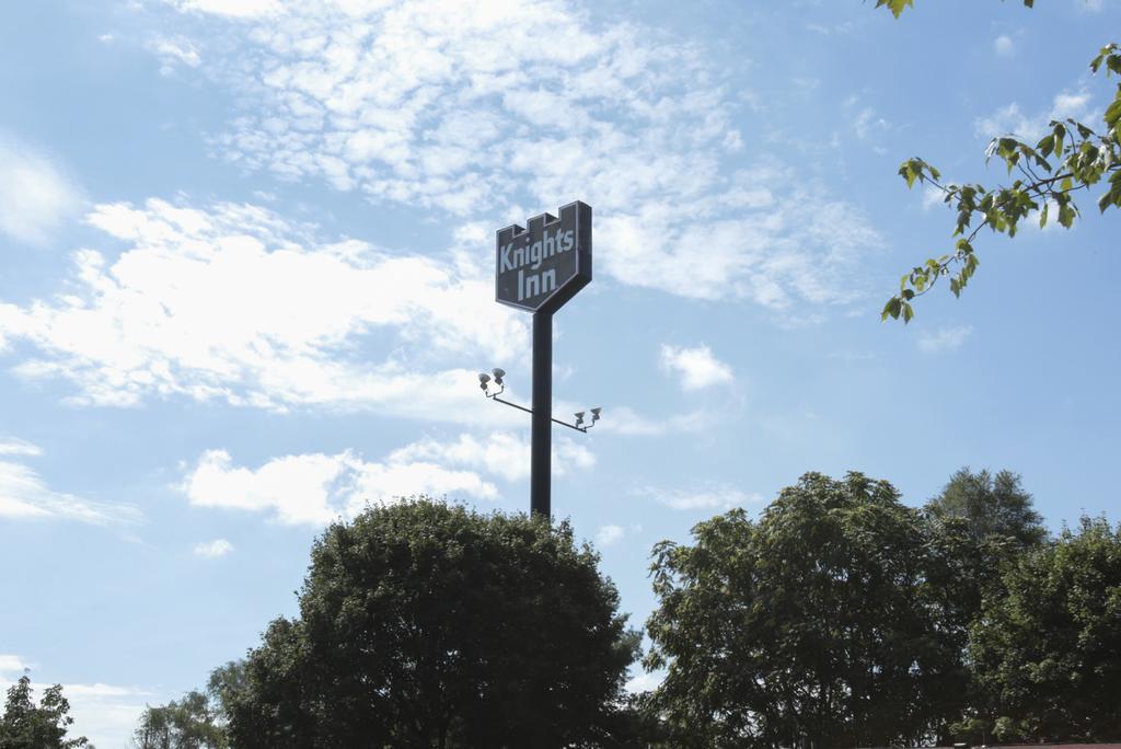 Knights Inn - Battle Creek Exterior photo