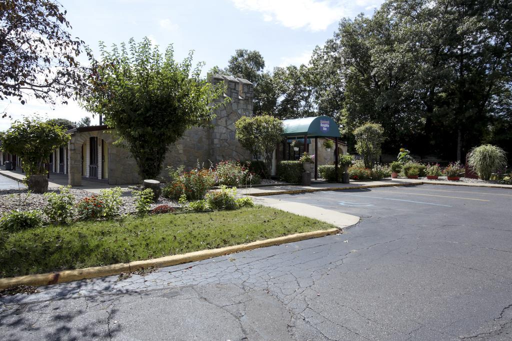 Knights Inn - Battle Creek Exterior photo